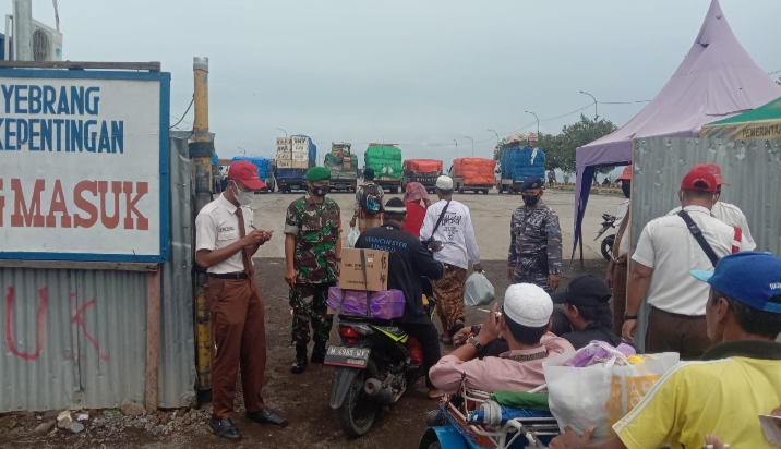 176 Penumpang Dua Kapal di Pelabuhan Jangkar Diperiksa