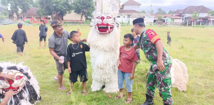 Babinsa Koramil 0822/11 Suport Kesenian Daerah Agar Kesenian 