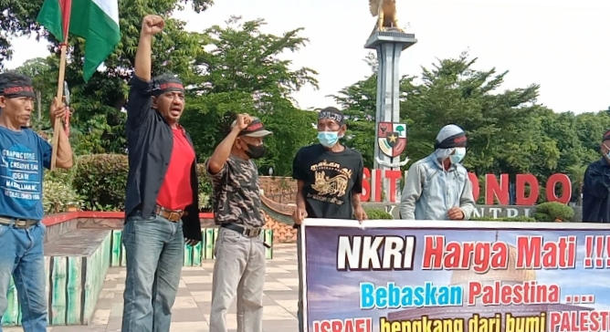 Ahlul Bait Situbondo Gelar Aksi Damai di Alun - alun, Bela Palestina