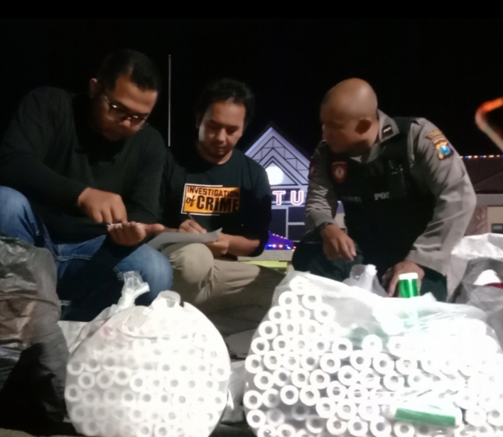 Satuan Sabhara Polres Situbondo Amankan Peracik dan Penjual Ratusan Mercon Siap Ledak