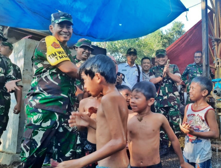 Mayjen TNI Novi Helmy Prasetya, S.I.P., M.I.P. Asisten Teritorial Panglima TNI Tinjuau Sumur Bor