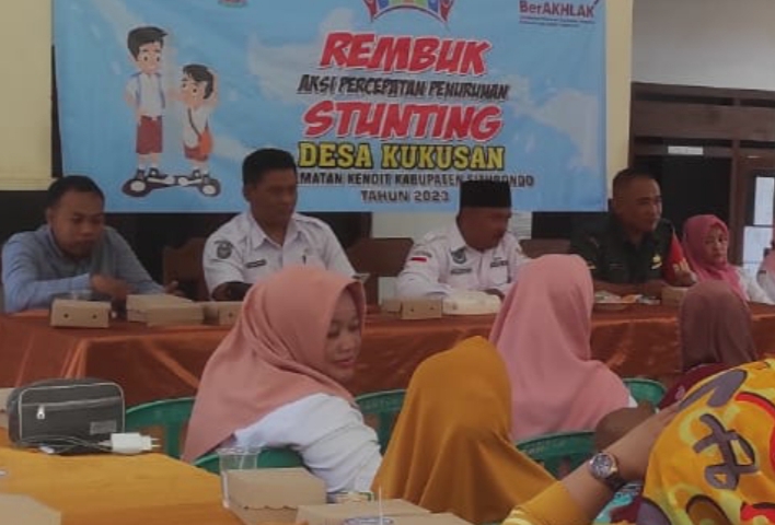 Babinsa Koramil 0823/06 Kendit Hadiri Rembuk Stunting di Desa Kukusan