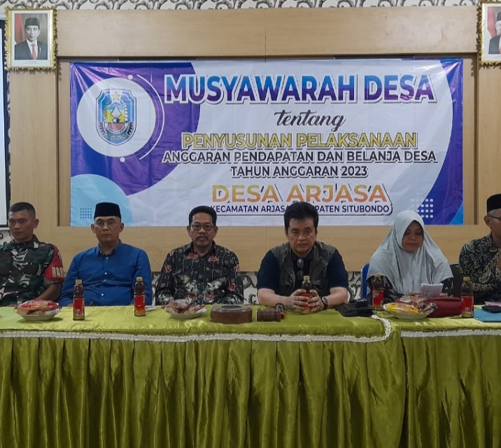Babinsa Koramil 0823/10 Arjasa Hadiri Musyawarah Desa Penetapan dan Pengesahan APBDes Tahun 2024