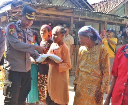 Baksos Polres Bondowoso di Lokasi Terpencil Bersama Komunitas Off Road