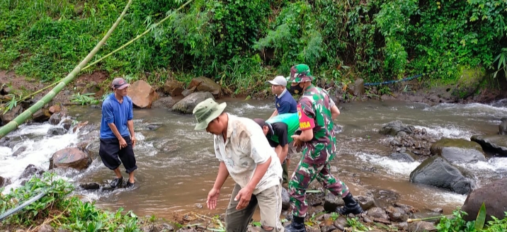 Bangun Jembatan yang Menghubungkan Kecamatan Jatibanteng dan Kecamatan Sumbermalang
