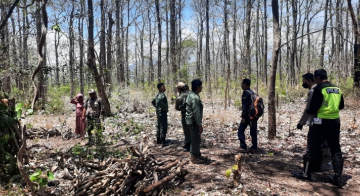 BTNB 1 Baluran Gandeng Koramil Banyuputih Pantau Keamanan Hutan