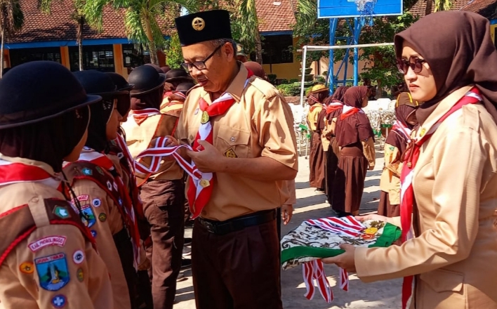 Dirgahayu Gerakan Pramuka Indonesia Ke - 62 Besuk Berkarya