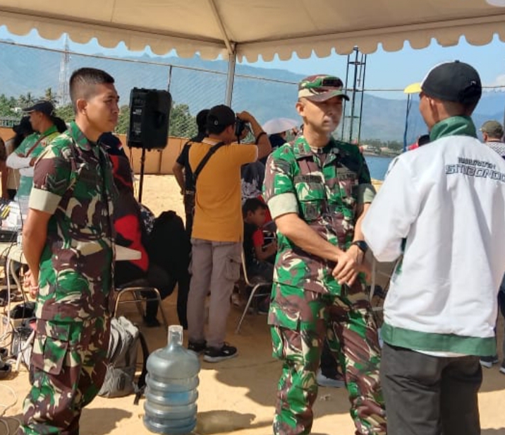 Dandim 0823 Hadiri Pembukaan Turnamen Kejuaraan Bola Volly Pantai di Bungatan