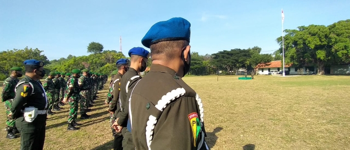 Dandim 0823 Pimpin Upacara Bacakan Amanat dari KASAD TNI AD di Lapangan Tembak eks 514