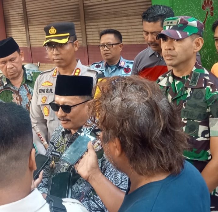 Dandim 0823 Situbondo Bersama Forkopimda Sidak Pasar Tradisional 