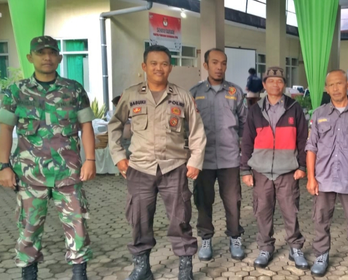 Danramil Sumbermalang Hadiri Rapat Pleno Terbuka Rekapitulasi Suara