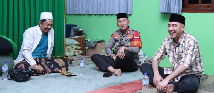 Kapolres Situbondo Silaturahmi dan Bersinergi Dengan KH Kholil dan Tokoh Ulama