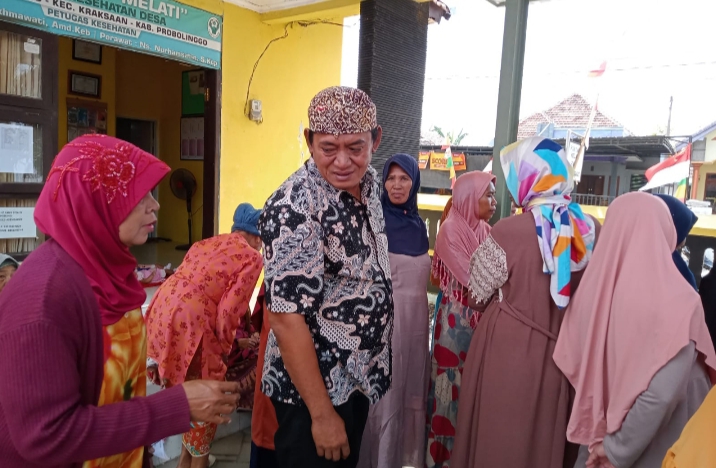 Desa Asembagus Berikan Pelayanan Pemeriksaan Gratis Bagi Ratusan Warga