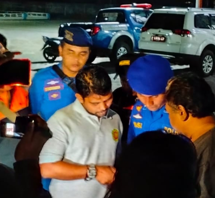 Diduga Kelebihan Muatan dan Cuaca Buruk, Perahu Motor Penumpang Tenggelam di Selat Madura