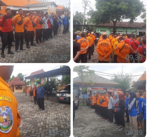 Rombongan Dapur Umum Untuk Acara 1 Abad NU , Dilepas Sekdakab Situbondo dari Halaman Kantor BPBD