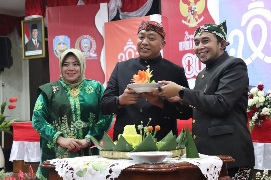 DPRD Situbondo Gelar Paripurna, Peringati Harjakasi ke-207