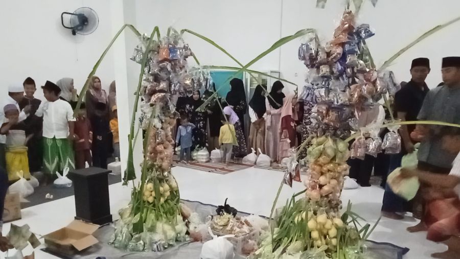 Gema Sholawat Nabi, Warga Perumahan Bulu Land Peringati Maulid