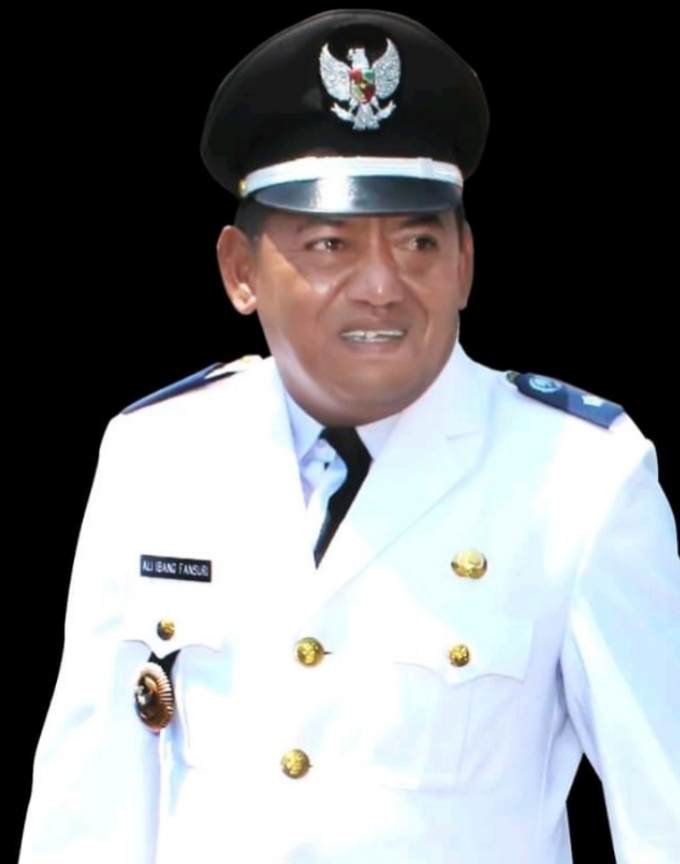 Kepala Desa Asembagus Kraksaan Probolinggo Gunakan Cara Bijaksana Selesaikan Persoalan Stafnya