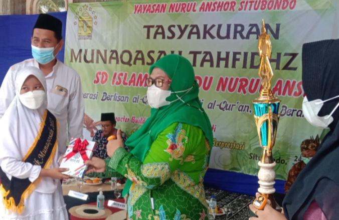 Puluhan Murid SD Islam Unggulan Nurul Anshor Ikuti Munaqasah Tahfidz  Tiga Puluh Juz