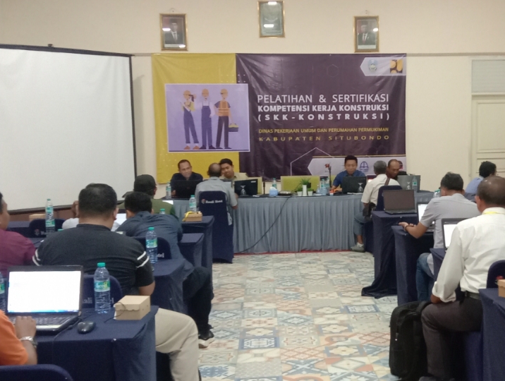 Puluhan Kontraktor di Hotel Rosali Ikuti Pelatihan Sertifikasi Kompetensi Kerja