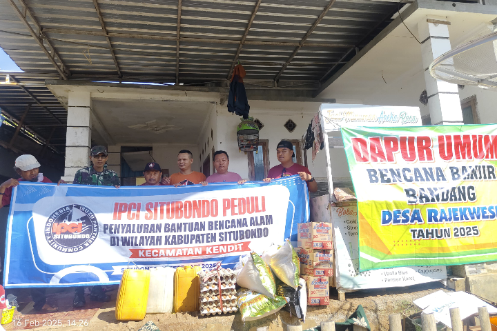 IPCI Kabupaten Situbondo Peduli Korban Banjir Bandang di Mlandingan, Bagikan Ratusan Paket Sembako
