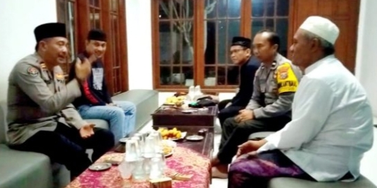 Kapolres Jember Sambangi Tokoh Ulama Sampaikan Pesan Pemilu Damai