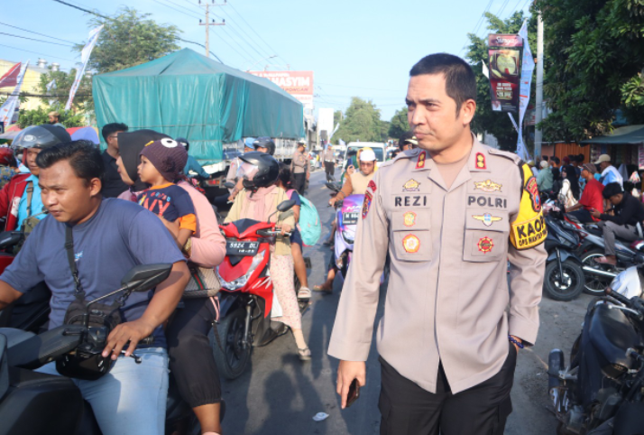 Kapolres Situbondo Pantau Pengamanan Kampanye di Taman Lanceng Kapongan