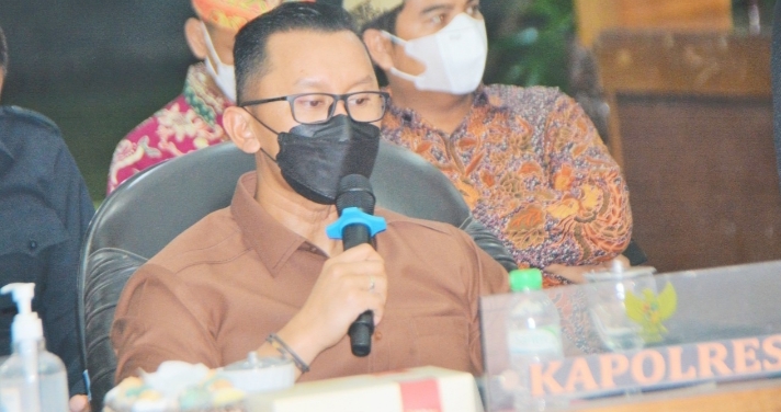 Sebelum Bulan Ramadhan, Bersama Forkopimda Kapolres Situbondo Targetkan Vaksinasi Bisa 70 Persen