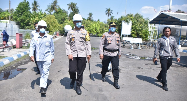 Kapolres Situbondo Tinjau SPBE Kapongan Pastikan Stok LPG 3 Kilogram Aman