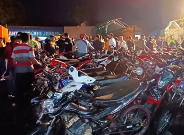 Kasatlantas Polres Jember Pimpin Gelar Razia Gabungan, 124  Motor Diamankan