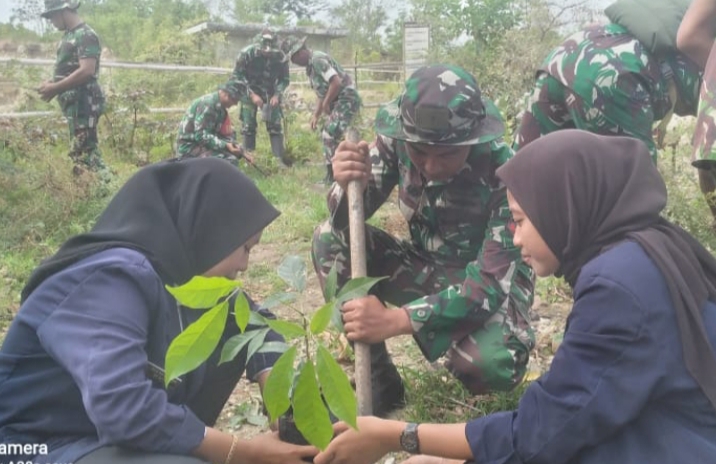 HUT ke 75 Kodam V Brawijaya, Kodim 0823/Situbondo Gelar Kegiatan Penghijauan