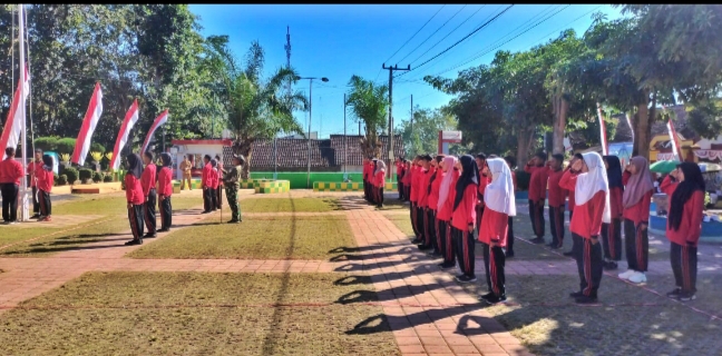 Kolaborasi TNI-Polri dan Puskesmas Sukseskan Pelatihan Paskibra HUT RI ke-79 di Situbondo