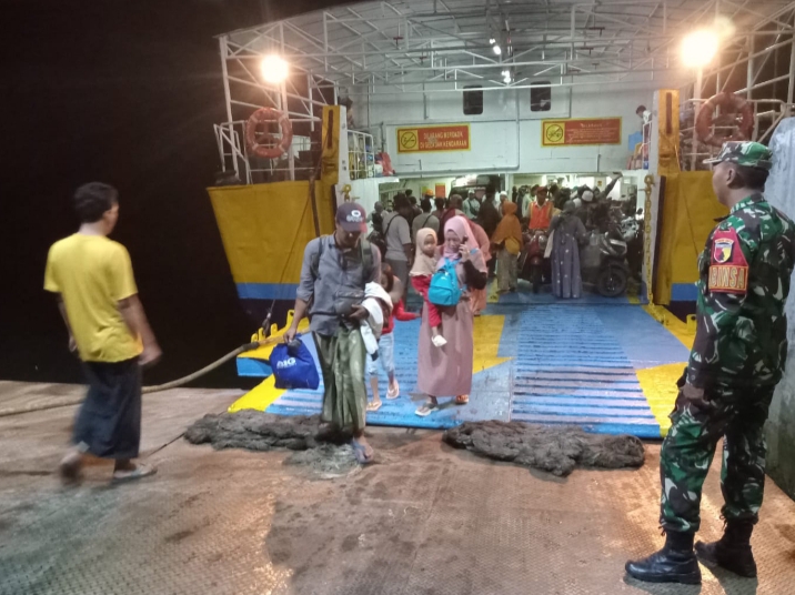 Lakukan Monitoring Terhadap 170 Penumpang KMP Wicitra Dharma