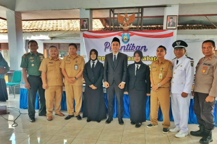 Lettu Kav Suyitno Hadir Dalam Pelantikan Sumpah dan Janji Jabatan Perangkat Desa  