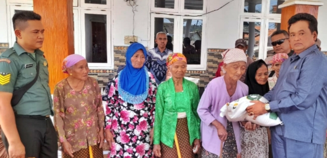 Mendampingi Penyaluran Bantuan Pangan Cadangan Beras Pemerintah (CBP) Tahun 2023