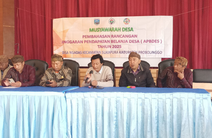 Musdes Pembahasan Rancangan APBDES Tahun 2025 desa Ngadas
