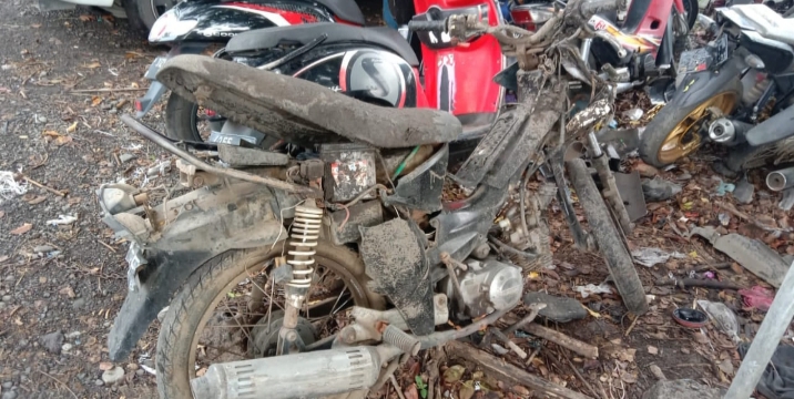 Motor VS Bis Antar Propinsi di Asembagus, Pemotor Tewas di Rumah Sakit
