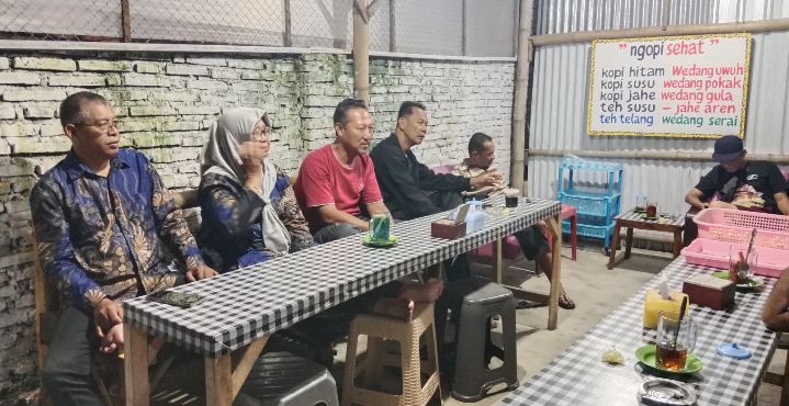 Pengen Cangkruk Ditemani Tradisional Herbal Rempah? Disini Tempatmu Gaes...