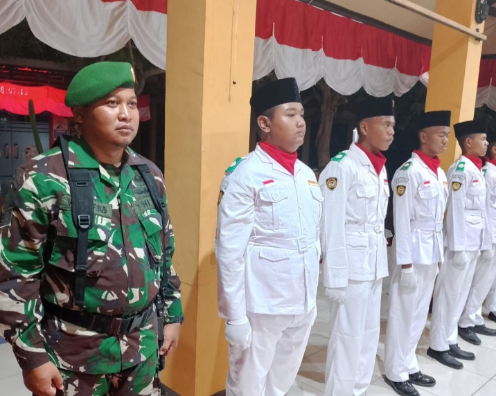 Pengukuhan Calon Pasukan Pengibar Bendera Merah Putih di Kecamatan Banyuglugur 