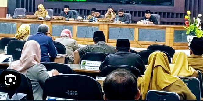 Perlindungan Tenaga Pendidik Masuk Ranperda Insiatif PPKSP Situbondo