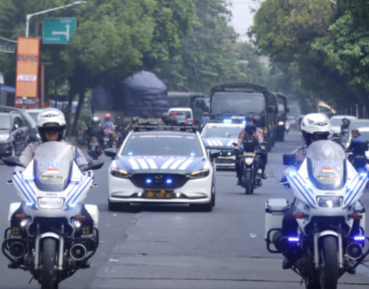 Petugas Gabungan TNI-Polri Pastikan Kamtibmas di Situbondo Aman 