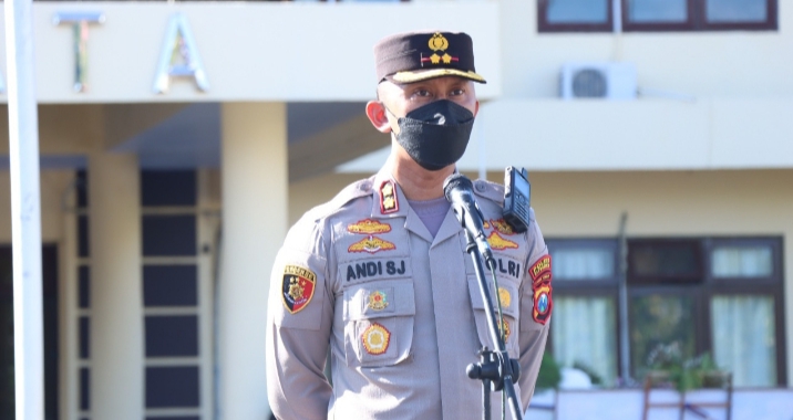 Pimpin Apel Perdana di Mapolres, AKBP Andi Sinjaya: Jadilah Manusia Bermanfaat Bagi Orang Lain