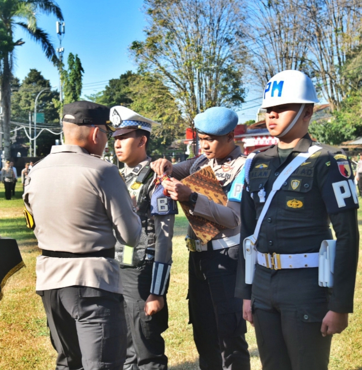 Polres Bondowoso Gelar Apel Gelar Pasukan Ops Patuh Semeru 2024