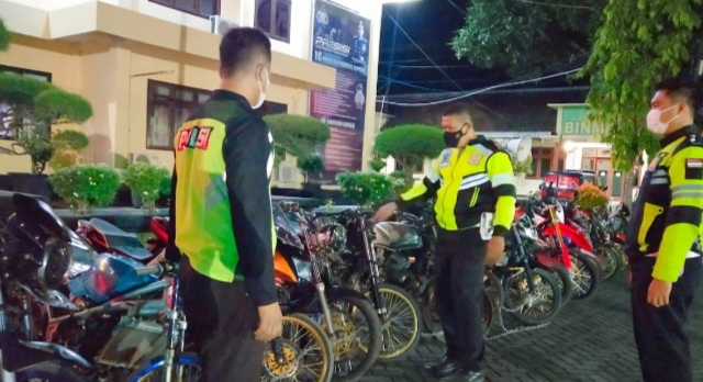 Warga Resah Adanya Balap Liar, Polres Situbondo Amankan Puluhan Motor Tidak Sesuai Spektek