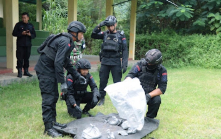 Musnahkan 6 Kilogram Bubuk Petasan, Polres Situbondo Datangkan Tim Gegana Polda Jawa Timur