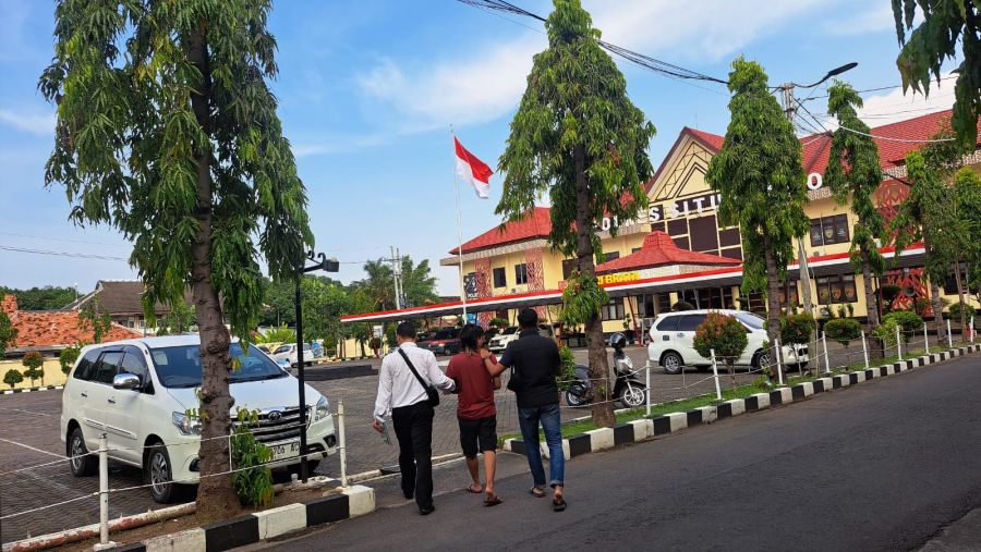 Polres Situbondo Ungkap Peredaran Okerbaya, Seorang Pemuda Ditangkap berikut Ratusan Pil Trex