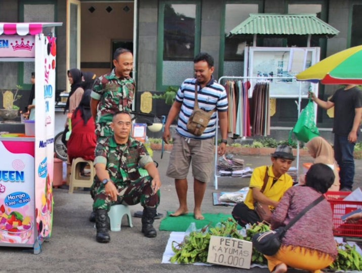 Ramadhan Berkah, Dandim 0823 Situbondo Ajak Pelaku UMKM Berjualan di Makodim