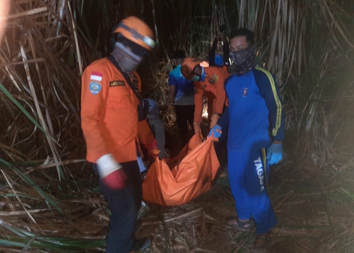 Sang Muadzin Asal Asembagus itu Telah Ditemukan Menjadi Jenazah di Ladang Tebu
