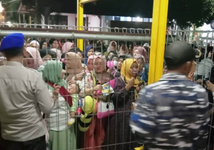 Satpolairud Siaga Malam di Pelabuhan Jangkar, Pastikan Mudik Lebaran Berjalan Aman