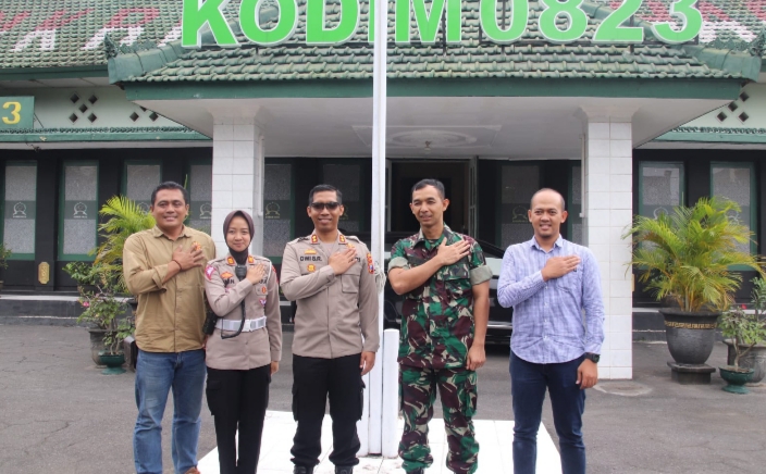 Silaturahm Pejabat Kapolres Baru ke Dandim 0823 Situbondo